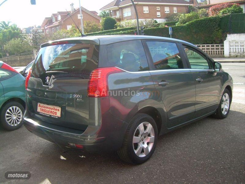 Peugeot 5008 Access 1.6 HDI 112 FAP de 2012 con 119.000 Km por 9.900 EUR. en Cantabria