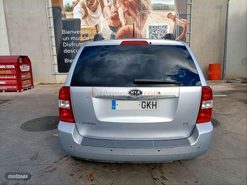 Kia Carnival 2.9 CRDi VGT Concept de 2008 con 310.000 Km por 2.800 EUR. en Madrid