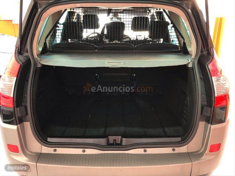 Renault Grand Scenic Dynamique 5 plazas 2.0 16V Auto de 2007 con 113.975 Km por 4.500 EUR. en Madrid