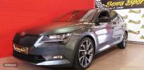 Skoda Superb Combi 2.0 TSI 206kw 280CV Sport Line de 2018 con 175.000 Km por 27.900 EUR. en A Coruna