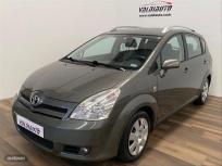 Toyota Corolla Verso 2.0 D4D Luna de 2005 con 170.001 Km por 5.900 EUR. en Navarra
