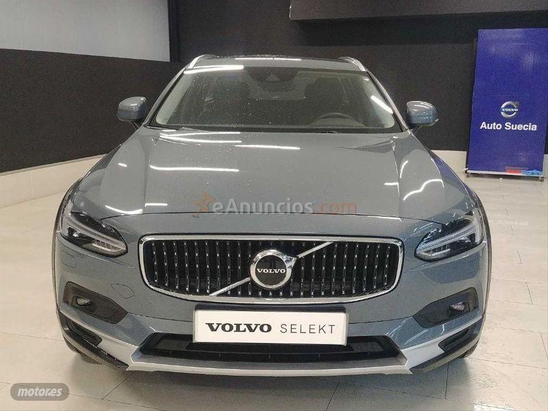 Volvo V 90 2.0 B4 D AWD Auto de 2021 con 10.255 Km por 49.900 EUR. en Guipuzcoa