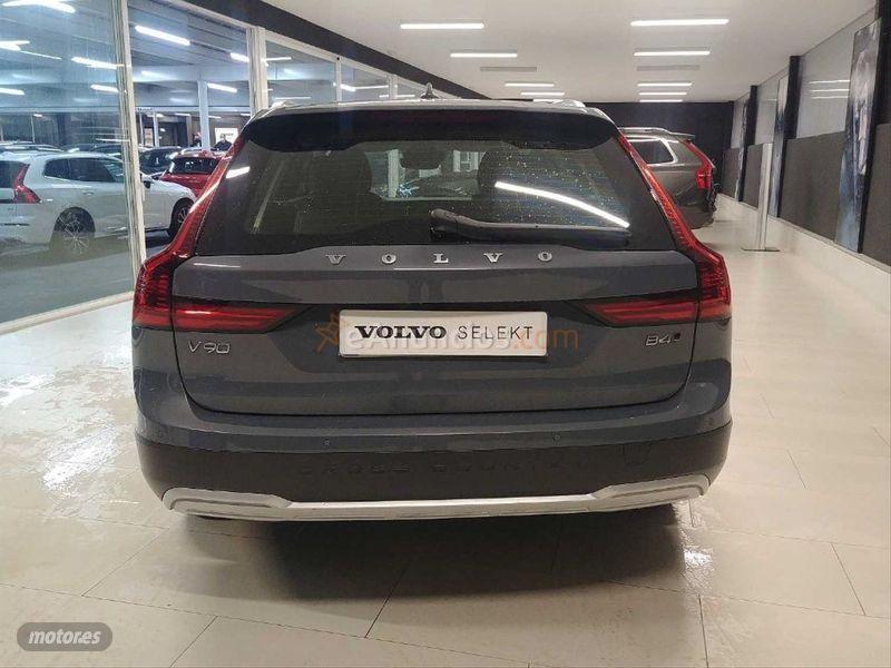Volvo V 90 2.0 B4 D AWD Auto de 2021 con 10.255 Km por 49.900 EUR. en Guipuzcoa