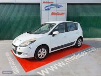Renault Scenic Dynamique 1.5dCi 105cv eco2 de 2010 con 195.000 Km por 5.999 EUR. en La Coruna