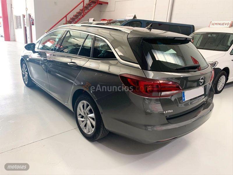 Opel Astra 1.2T SHR 107kW 145CV Elegance ST de 2020 con 37.000 Km por 17.400 EUR. en Malaga