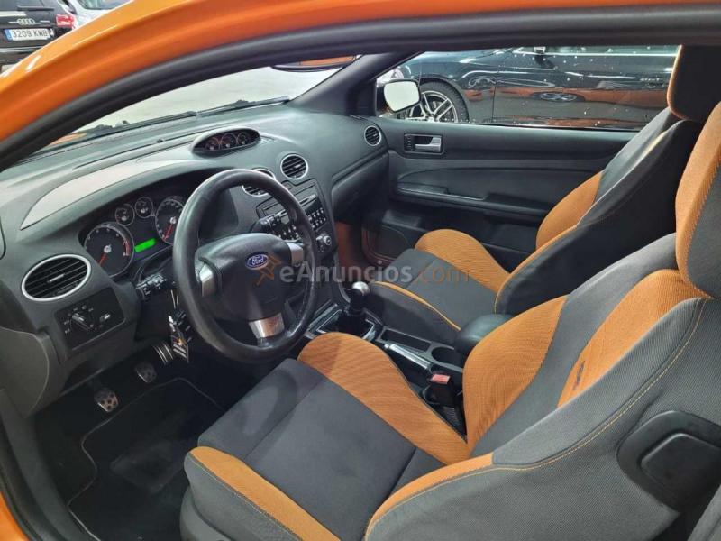 Ford Focus 2.5I ST 225CV 