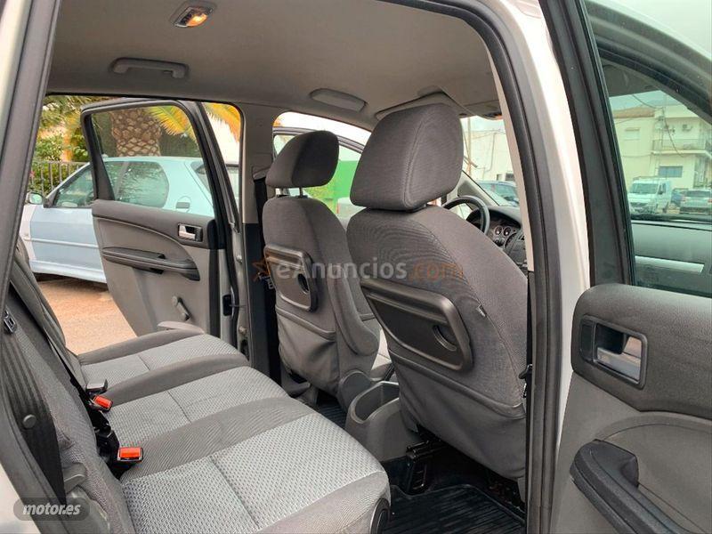 Ford Focus C-Max 1.6 Trend de 2005 con 100.000 Km por 3.500 EUR. en Jaen