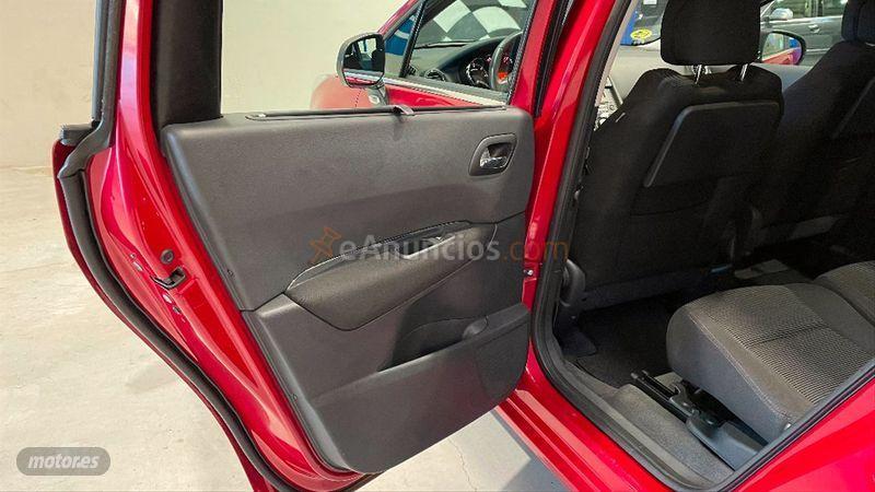 Peugeot 5008 Confort 1.6 HDI 110 FAP de 2010 con 232.000 Km por 6.999 EUR. en Salamanca