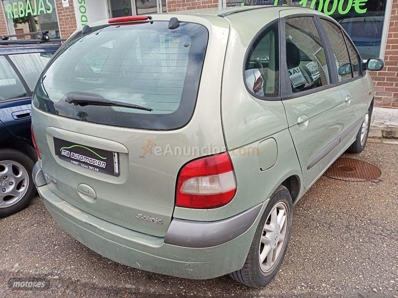 Renault Megane SCENIC FAIRWAY 1.9DCI de 2002 con 318.000 Km por 2.950 EUR. en Valencia