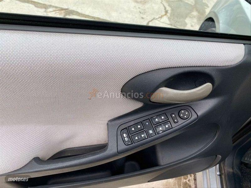 Fiat Stilo 1.9 JTD Dynamic Multi Wagon de 2004 con 251.420 Km por 2.500 EUR. en Madrid