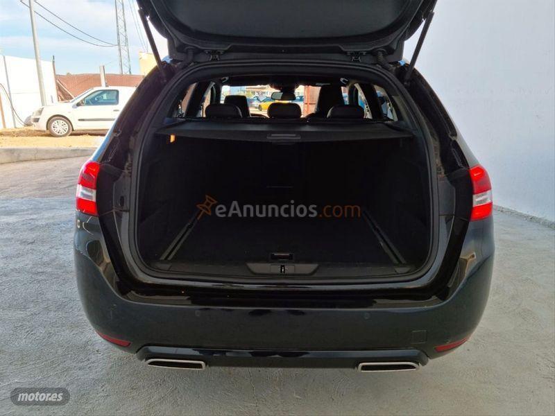 Peugeot 308 SW GT BlueHDi 132kW 180CV EAT8 de 2018 con 142.145 Km por 17.499 EUR. en Badajoz