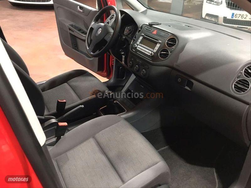 Volkswagen Golf Plus 1.6 FSI Trendline de 2007 con 334.000 Km por 2.999 EUR. en Madrid