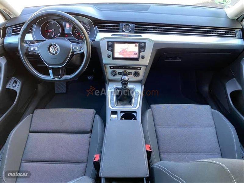 Volkswagen Passat Variant Advance 2.0 TDI 110kW150CV BMT de 2016 con 57.000 Km por 19.990 EUR. en Badajoz
