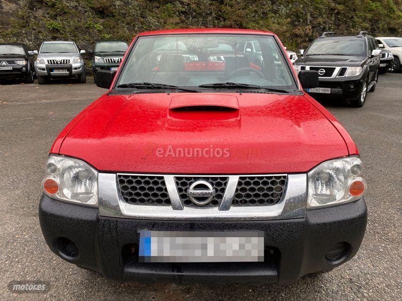 Nissan Pick up 4X4 Cabina Simple de 2005 con 197.000 Km por 9.900 EUR. en Navarra