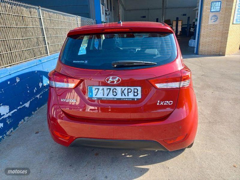 Hyundai iX20 1.4 MPI BlueDrive 25 Aniversario de 2018 con 5.100 Km por 13.500 EUR. en Barcelona