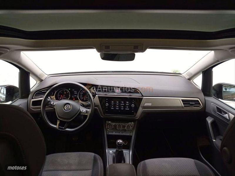 Volkswagen Touran Advance 1.6 TDI 85kW 115CV de 2017 con 57.132 Km por 22.900 EUR. en Madrid