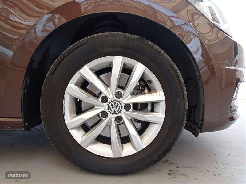 Volkswagen Touran Advance 1.6 TDI 85kW 115CV de 2017 con 57.132 Km por 22.900 EUR. en Madrid