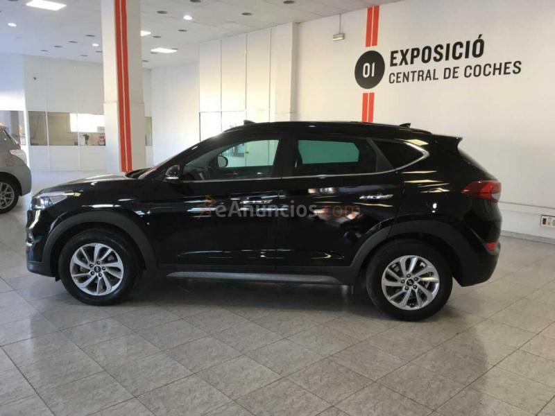 Hyundai Tucson 1.7 CRDI 115cv Tecno sky  Techo  Navi  Camara  Key less 