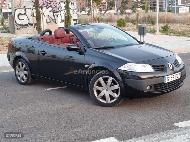 Renault Megane Coupecabrio Dynamique 2.0dCi de 2006 con 151.000 Km por 2.900 EUR. en Granada