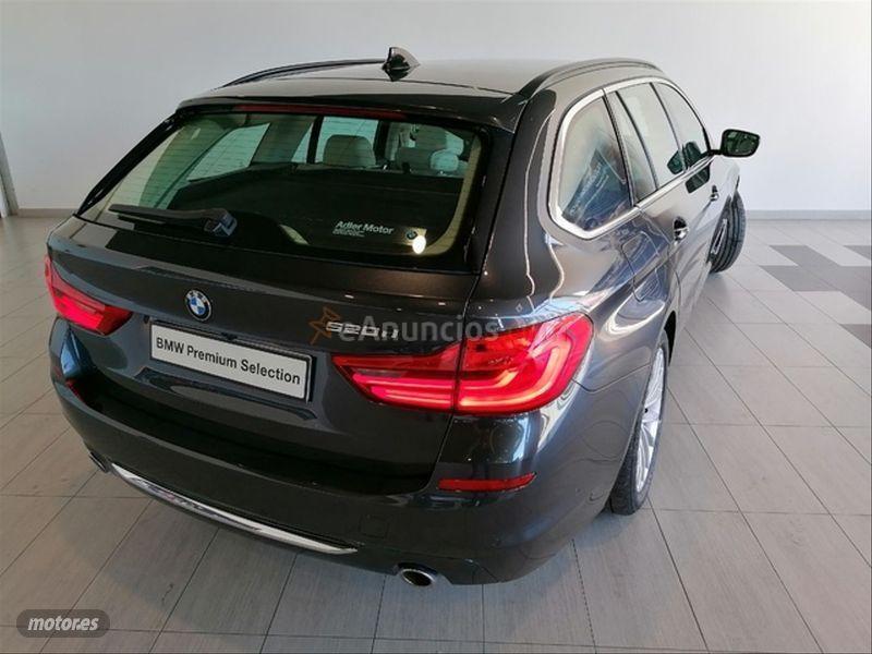BMW Serie 5 520D TOURING de 2017 con 119.999 Km por 34.000 EUR. en Madrid