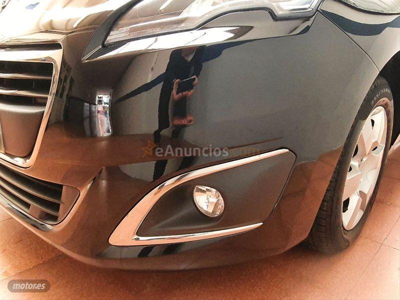 Peugeot 5008 Active 1.6 BlueHDi 120 FAP de 2016 con 111.000 Km por 12.500 EUR. en Asturias