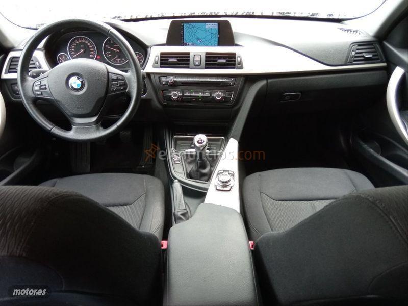 BMW Serie 3 318d Touring de 2014 con 97.000 Km por 16.700 EUR. en La Coruna