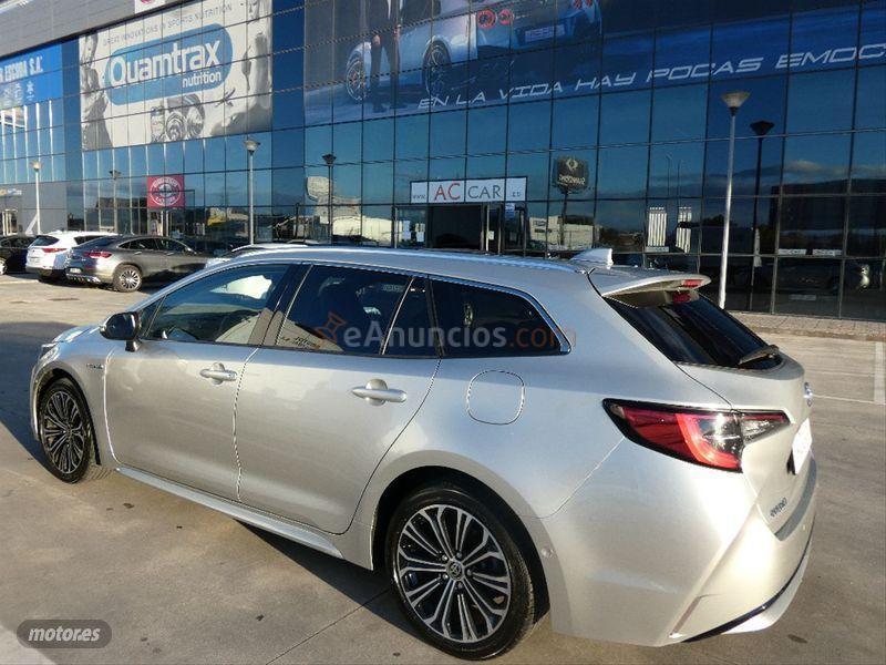 Toyota Corolla 1.8 125H STYLE ECVT TOURING SPORT de 2021 con 27.000 Km por 25.500 EUR. en Madrid
