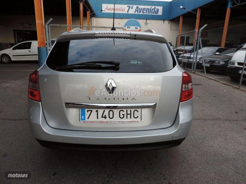 Renault Laguna G.Tour Dynamique 2.0dCi 130CV de 2009 con 180.000 Km por 4.100 EUR. en Badajoz