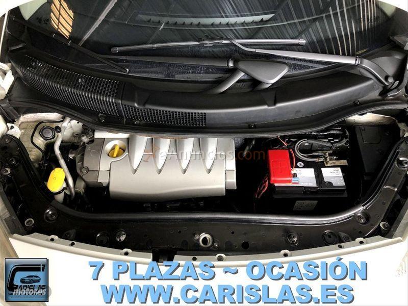 Renault Grand Scenic Dynamique 7 plazas 1.6 16V EU4 de 2006 con 130.000 Km por 4.999 EUR. en Santa Cruz de Tenerife