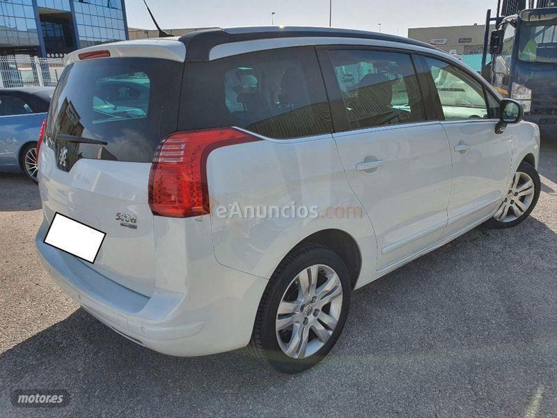 Peugeot 5008 Allure 1.6 HDI 115 FAP de 2013 con 143.850 Km por 9.900 EUR. en Cadiz