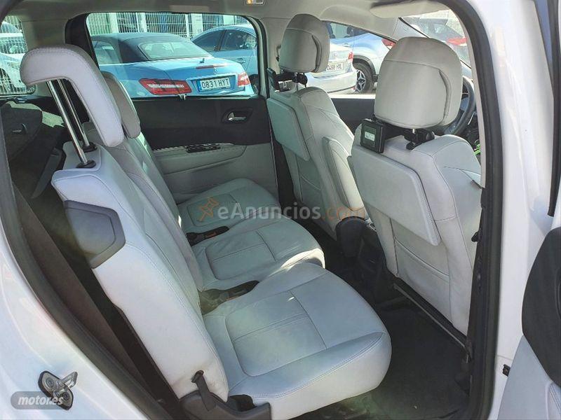 Peugeot 5008 Allure 1.6 HDI 115 FAP de 2013 con 143.850 Km por 9.900 EUR. en Cadiz