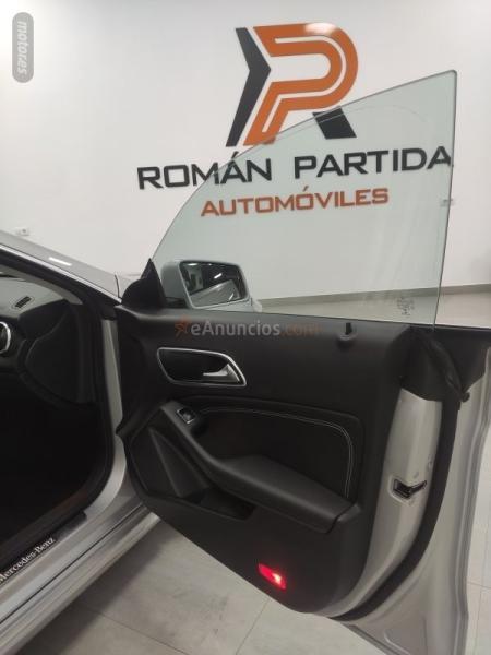 Mercedes Clase CLA CLA SHOTING BREAK de 2015 con 235.696 Km por 19.400 EUR. en Sevilla