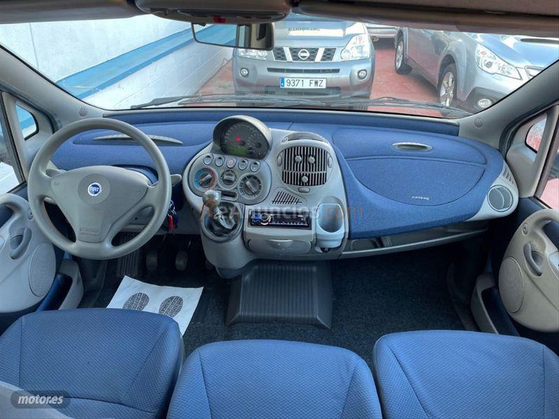 Fiat Multipla 1.9 JTD Dynamic de 2005 con 153.236 Km por 3.850 EUR. en Barcelona