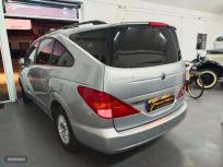 Ssangyong Rodius 270Xdi Limited de 2011 con 140.000 Km por 7.499 EUR. en Madrid