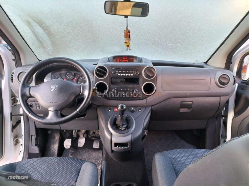Peugeot Partner Tepee Confort 1.6 HDi 90cv de 2011 con 225.700 Km por 5.500 EUR. en Murcia