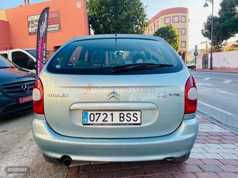 Citroen Xsara Picasso 2.0 HDI de 2002 con 260.000 Km por 2.000 EUR. en Murcia