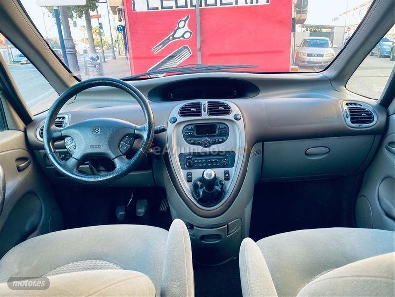 Citroen Xsara Picasso 2.0 HDI de 2002 con 260.000 Km por 2.000 EUR. en Murcia