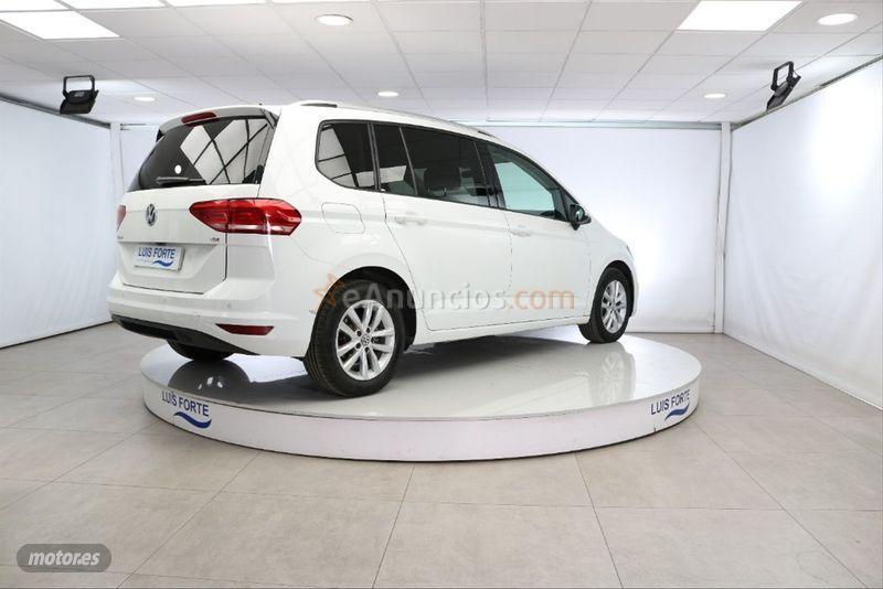 Volkswagen Touran Business 1.6 TDI 85kW 115CV de 2017 con 164.000 Km por 16.800 EUR. en Murcia