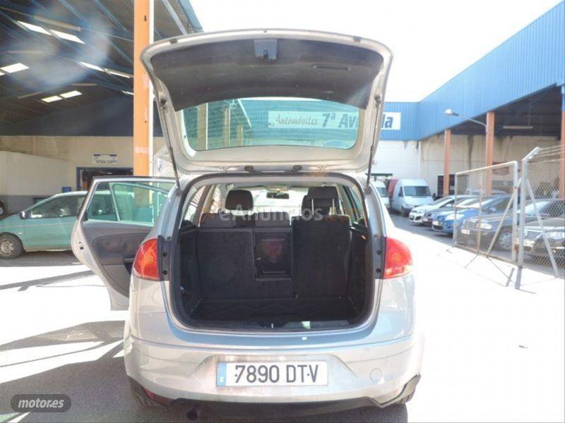 Seat Altea 1.9 TDI 105cv Reference de 2006 con 220.000 Km por 3.500 EUR. en Badajoz
