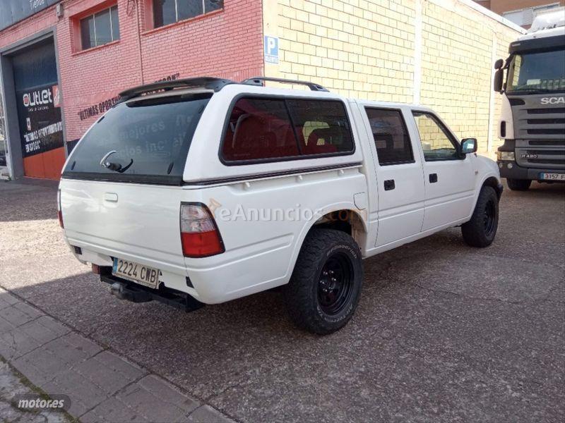 Isuzu Pick up 4X4 Doble cabina de 2004 con 279.700 Km por 7.800 EUR. en La Rioja