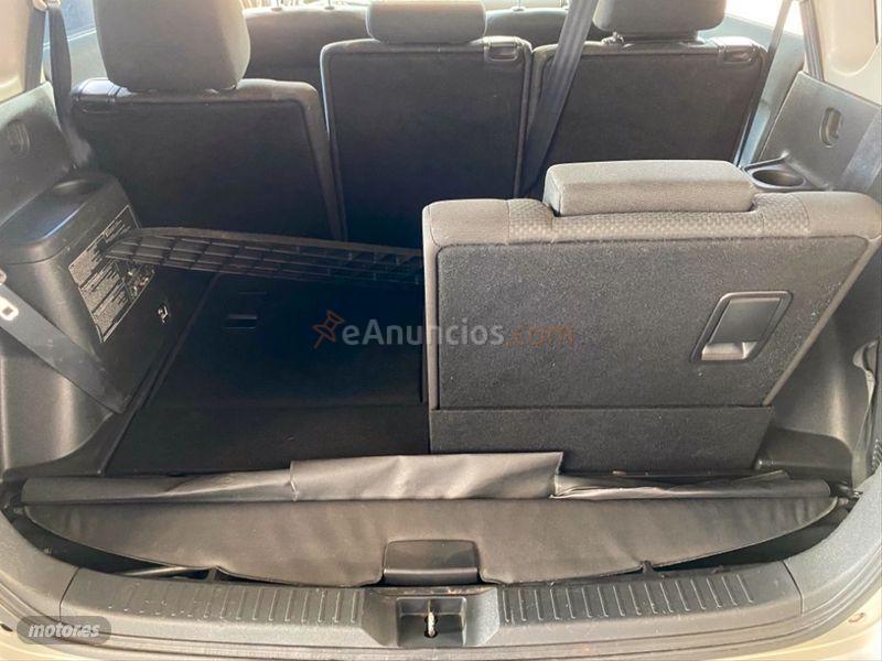 Toyota Corolla Verso 2.2 D4D 136cv Sol de 2006 con 180.000 Km por 5.700 EUR. en Murcia