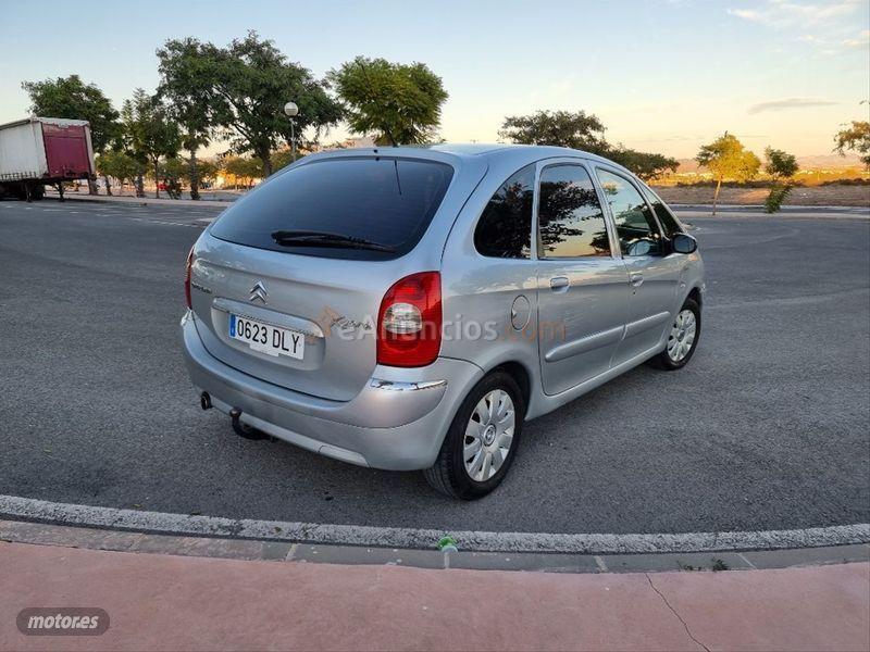 Citroen Xsara Picasso 1.6 16v HDI Exclusive de 2005 con 160.000 Km por 2.850 EUR. en Alicante