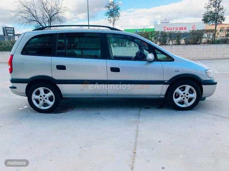 Opel Zafira 2.2 16v Sport de 2003 con 200.000 Km por 2.480 EUR. en Madrid
