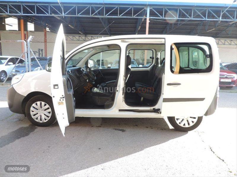 Renault Kangoo Combi Emotion M1AF Energy dCi 75 Euro 6 de 2016 con 200.000 Km por 7.500 EUR. en Badajoz