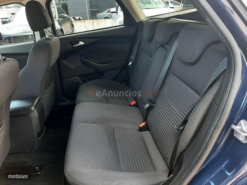 Ford Focus 1.5 TDCi 120cv Titanium Sportbreak de 2015 con 128.000 Km por 10.500 EUR. en Valencia