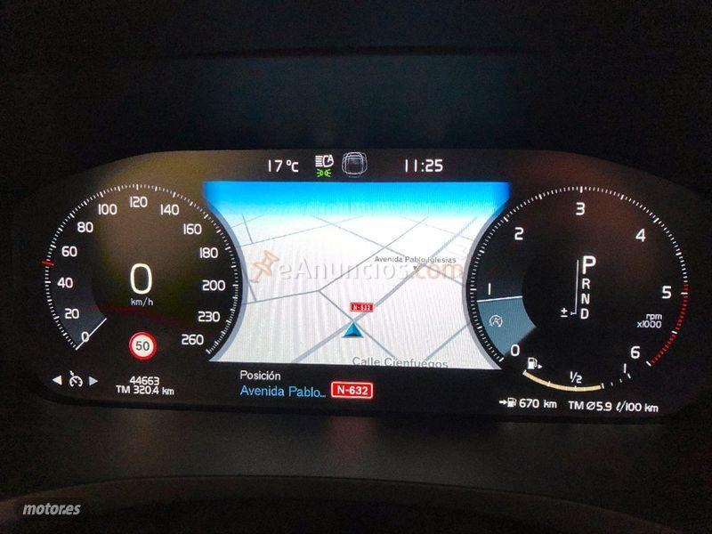 Volvo V 60 2.0 D3 Momentum Auto de 2019 con 44.000 Km por 30.950 EUR. en Asturias