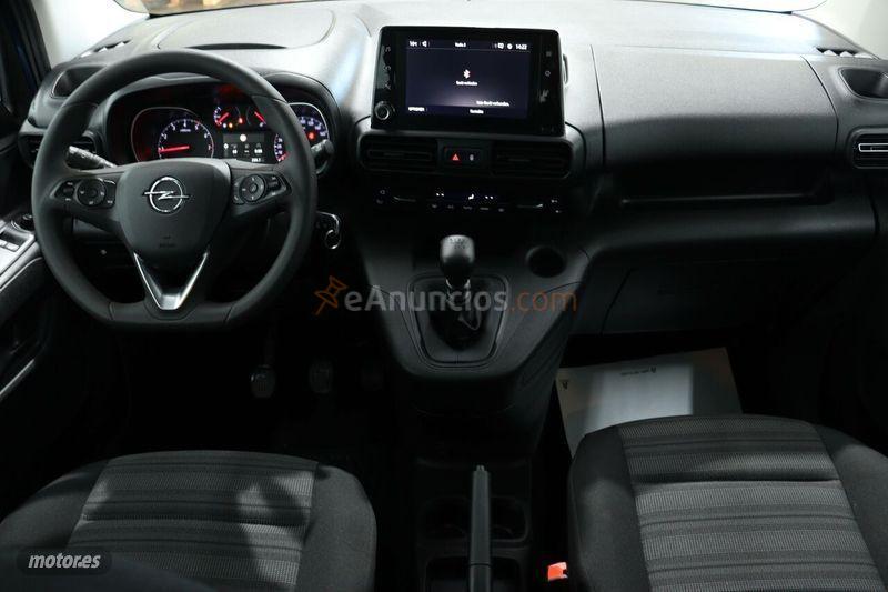 Opel Combo Life 1.5 TD 75kW 100CV SS Edition L de 2021 con 7.729 Km por 21.900 EUR. en Sevilla