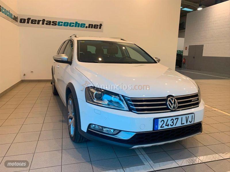 Volkswagen Passat Alltrack 2.0 TDI 177cv DSG 4motion BMT de 2014 con 143.000 Km por 24.900 EUR. en Navarra