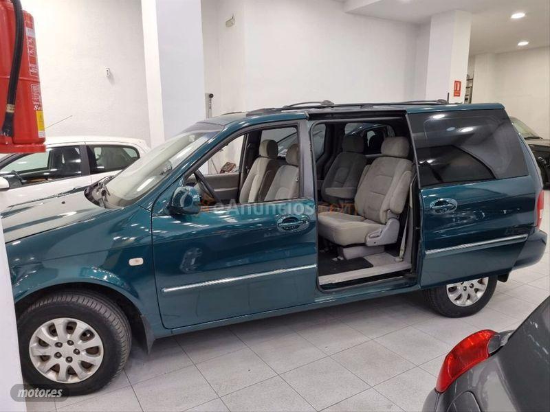 Kia Carnival 2.9 CRDi EX de 2004 con 134.000 Km por 4.800 EUR. en Valencia