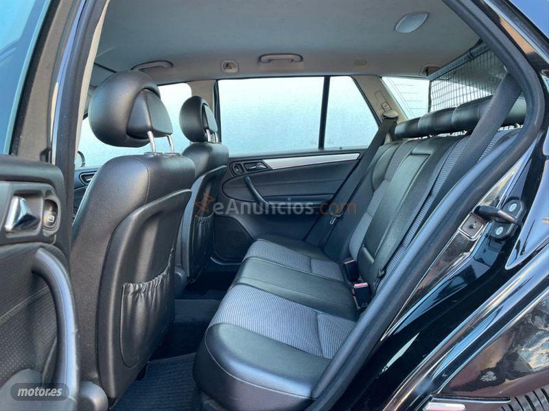 Mercedes Clase C C 270 CDI AVANTGARDE de 2004 con 320.000 Km por 4.850 EUR. en Barcelona
